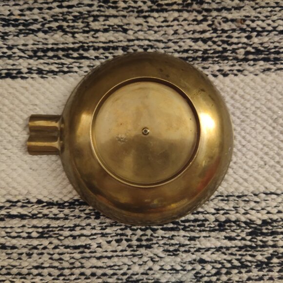 Mid Century Brass Cigarette India Ashtray Collectible Smoking Accessory Ash Tray - Picture 4 of 5